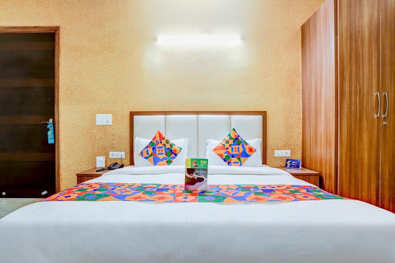 Fabhotel Golf Course Sapphire Hotel 3*