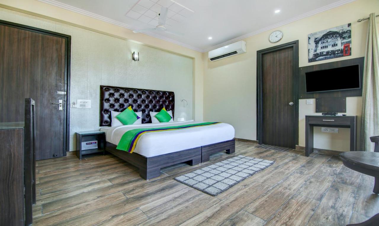 Hotel Treebo Trend Blooms Premium