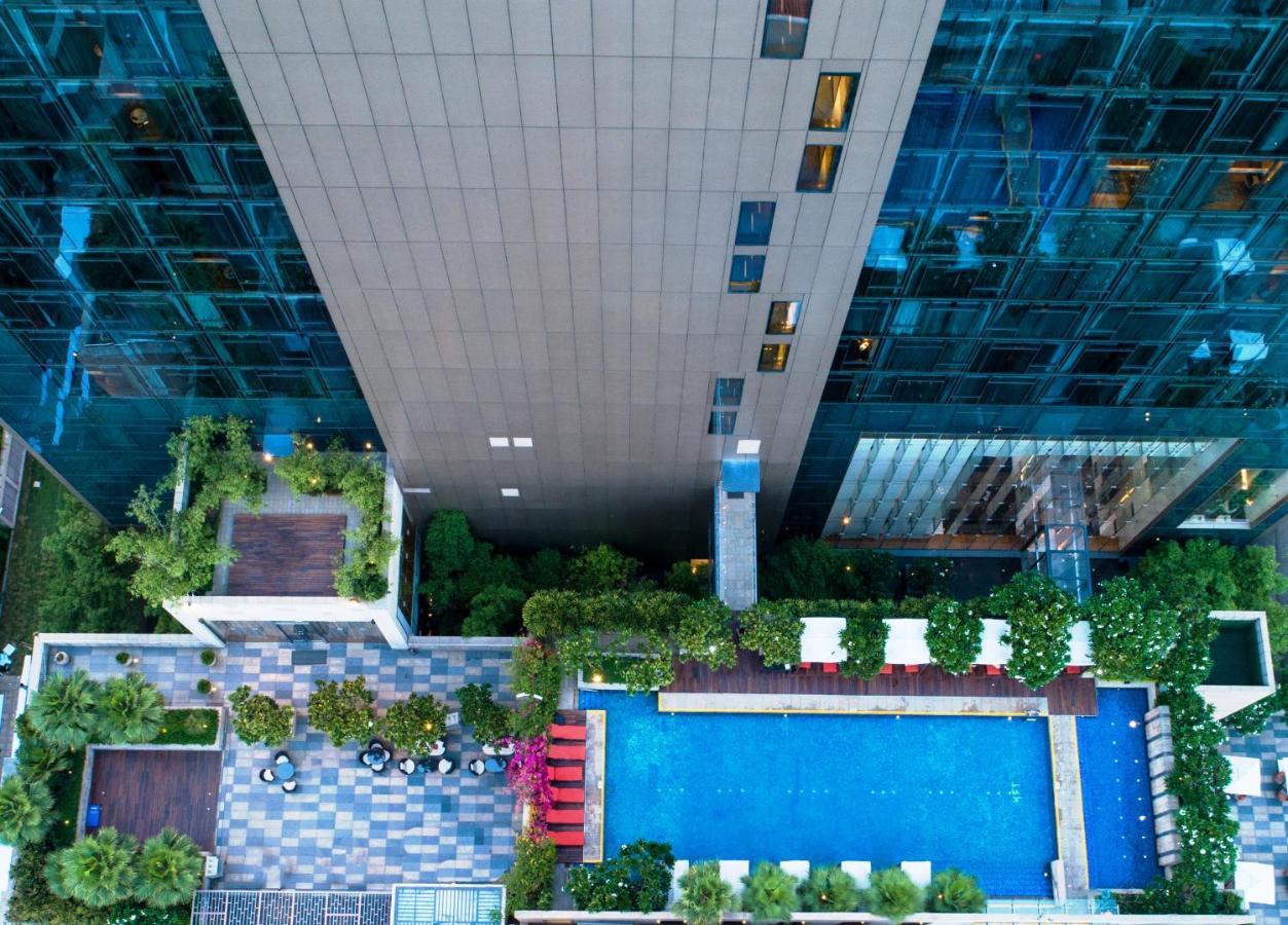 Taj Centre Gurugram Hotel
