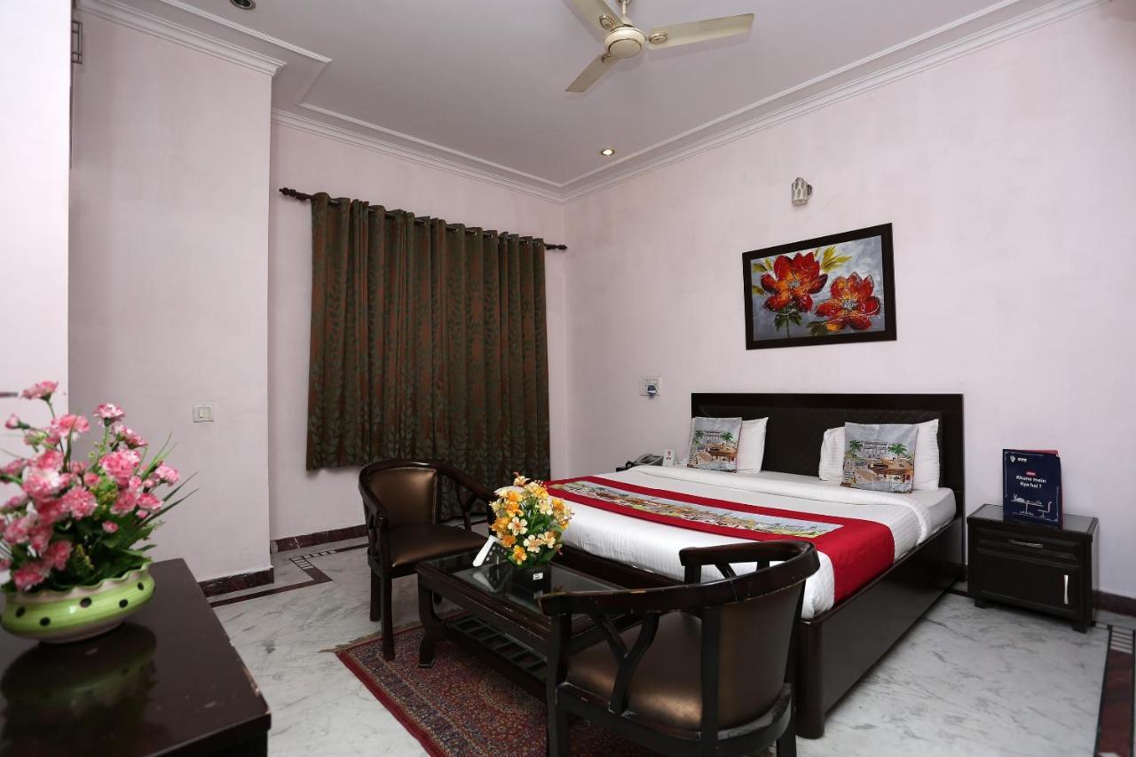 Oyo 306 Staayy 3* Gurgaon