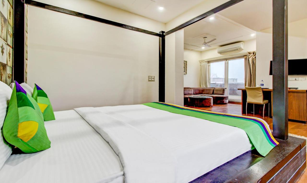Treebo M2m Residency Sector 46 Hotel