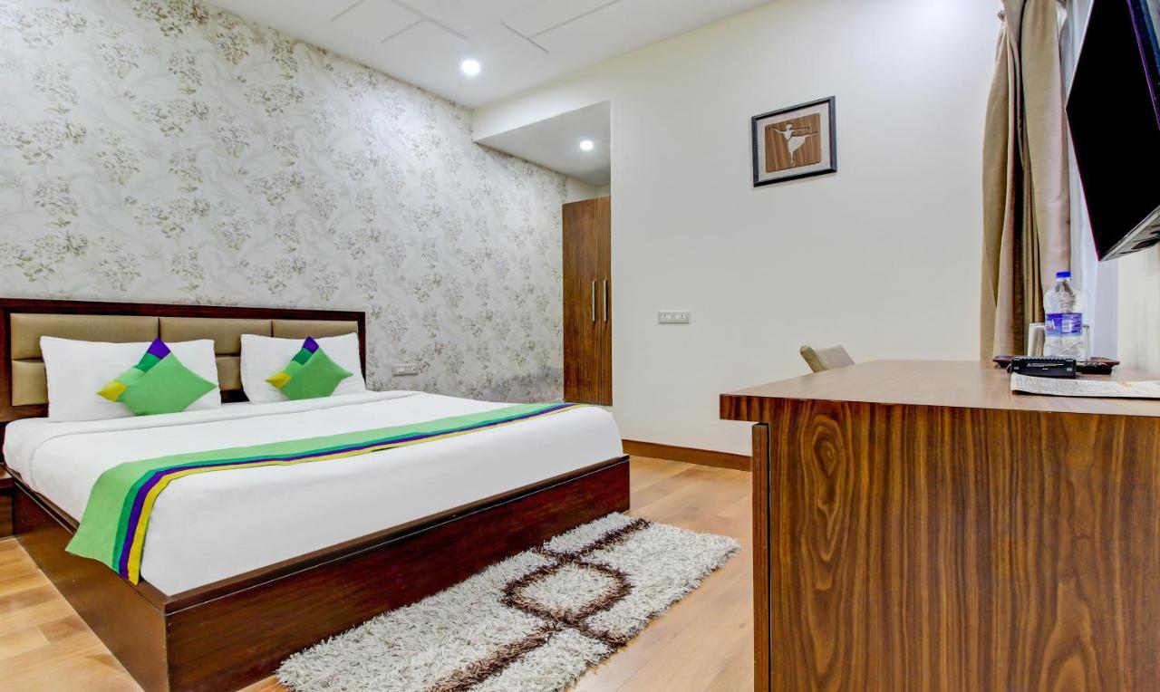 Hotel Treebo M2m Residency Sector 46 3*