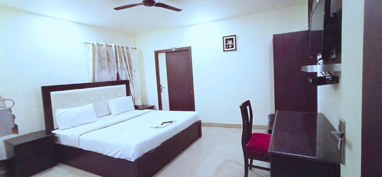 U S Fortune Hotel 3*