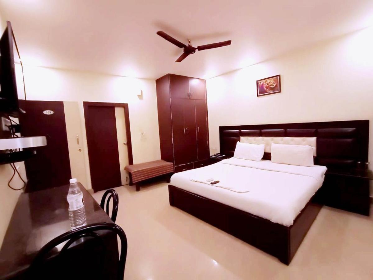 U S Fortune Hotel 3*