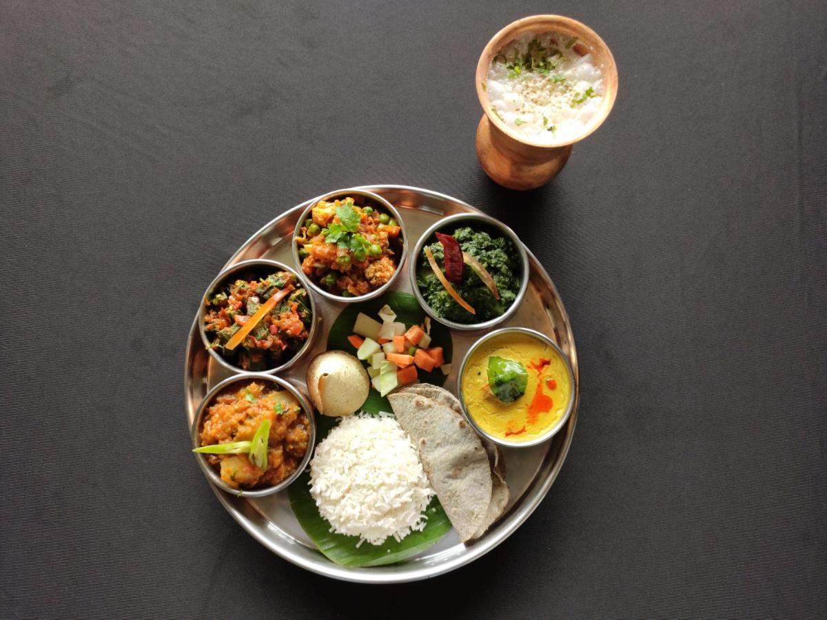 Taj Damdama & Spa, Gurugram 5*