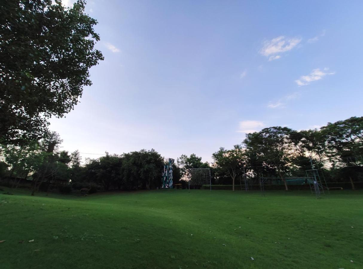 Resort Taj Damdama & Spa, Gurugram 5*