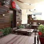 Hotel Crossroads