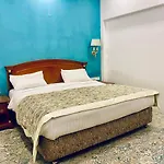 Apple Adventure Resort