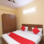 Oyo 24222 Vs Stays