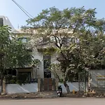 Hotel De Luxe