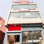 Oyo Flagship 37833 Hotel Safe Stay