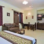 Studio Serviced Apartments Near Fortis Hospital