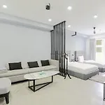 Bedchambers Luxe Apartments - Mg Road