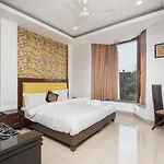 Saavi Hotel Huda City Centre