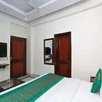 Hotel O Lakshay Residency