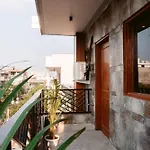 Flxho Duo - Serviced Apartment & Rooms - Golf Course Road