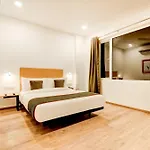 Townhouse 282 Golf Course Road Gurgaon Near Appu Ghar