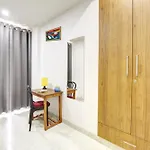 Niketan Medanta Service Apartment - A Boutique Hotel