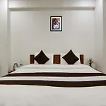 Niketan Medanta Service Apartment - A Boutique Hotel