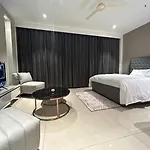 The Trenzy Home Elegant