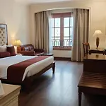 Dlf Club 4