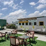 Blueneck Sec 47 Near Medanta -The Medicity\' Gurugram