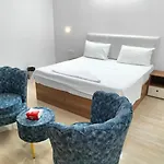 Akshayhotel418