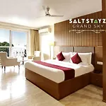 Saltstayz Select - Unitech Cyber Park