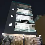 Super Townhouse Sector 52 Near Artemis Hospital