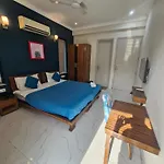 Hotel Wedlock Near Medanta Hospital
