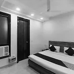 Super Hotel O Comfort Residency Near Artemis Hospital