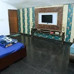 Royal Lawns Villa Stay