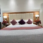 Hotel Golf View Suites-Golf Course Road Gurgaon