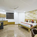 Fabhotel Luxe 8 Stayz