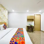 Fabhotel Luxe 8 Stayz
