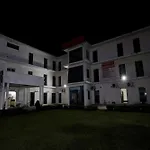 Collection O Rajvanshi Paradise