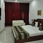 Kshitij Hotel Royale