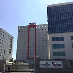 Lemon Tree Hotel, Sector 60, Gurugram