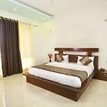 Oyo Rooms Huda City Center Market