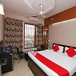 Oyo 13059 Ruby Residency