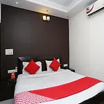 Oyo 16410 Hotel Retreet