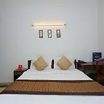 Oyo 2256 Hotel Excellency