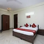Oyo 2256 Hotel Excellency