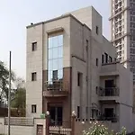 7110 Residency