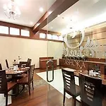 Hotel F66