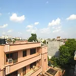 Oyo 6835 Green Residency