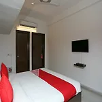 Oyo 13396 Hotel Prefer Inn