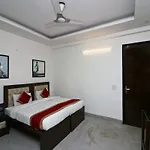 Oyo 13396 Hotel Prefer Inn