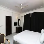 Oyo 20036 Silverkey Akash Neem Marg
