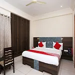 Oyo 14444 Jmk House